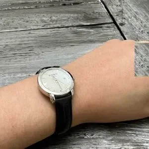 Women Authentic Tissot Carson watch with date adjust ! Women Authentic Tissot Carson watch with date | Mercari main image 3